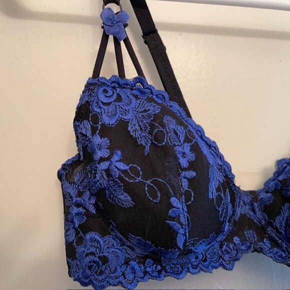 EUC Frederick's of Hollywood Push Up  Water Bra 34A - Picture 3 of 10